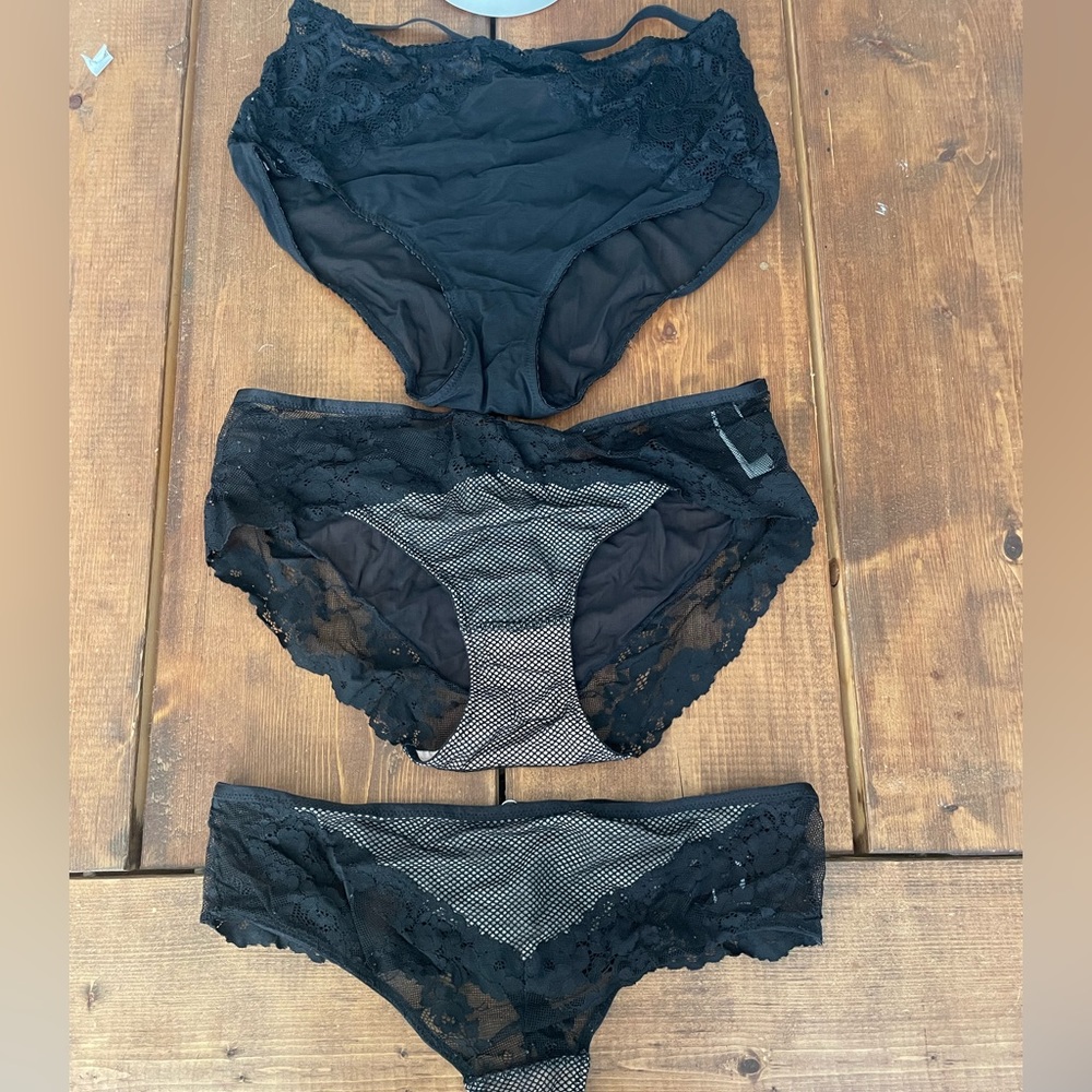 Three pack of city chic women’s underwear